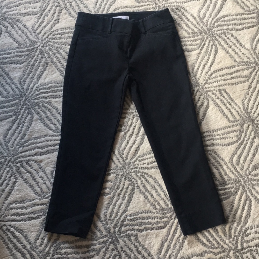 LOFT 0P cropped length black pants